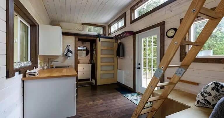 Lightweight-Building-Materials-For-Tiny-House