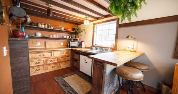 The Complete Guide to Tiny House Kitchen Cabinets 